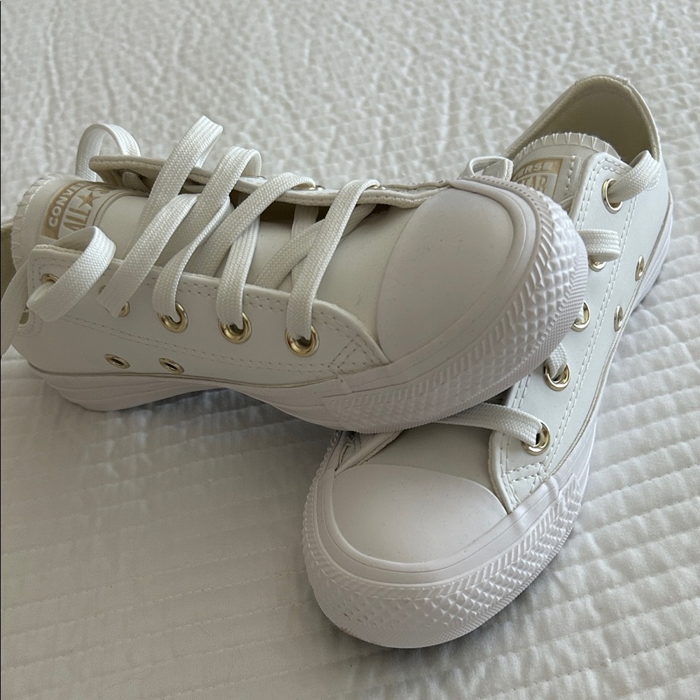 NEW Converse All Star Sneakers - Picture 12 of 12